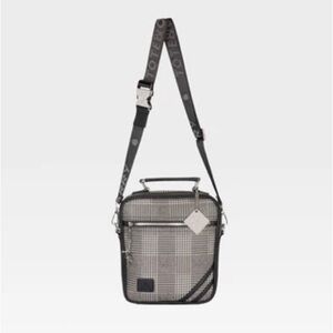 Tote&Carry Houndstooth Crossbody Bag